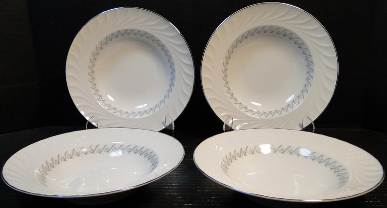 Lynnbrooke Fine China Silouette Soup Salad Bowls 8 38 Set of 4 EXCELLENT