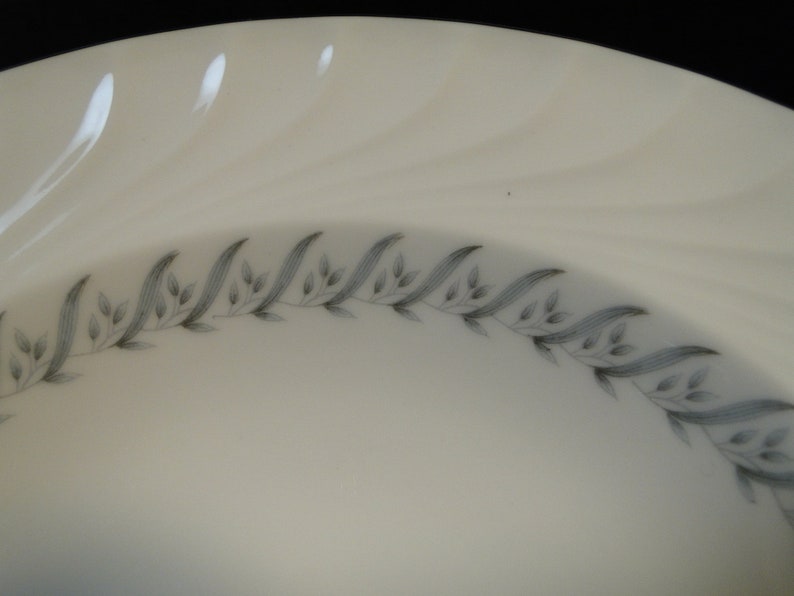 Lynnbrooke Fine China Silouette Soup Salad Bowls 8 38 Set of 4 EXCELLENT