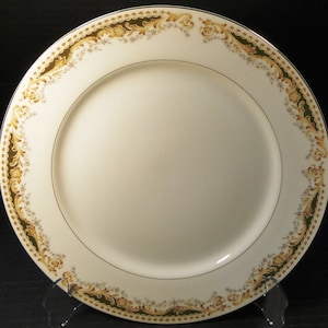 Signature Collection Queen Anne Salad Plate 7 3/4&quot; Excellent