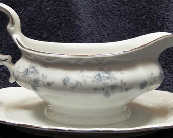 Johann Haviland Bavaria Blue Garland Gravy Boat With Attached Underplate Excellent