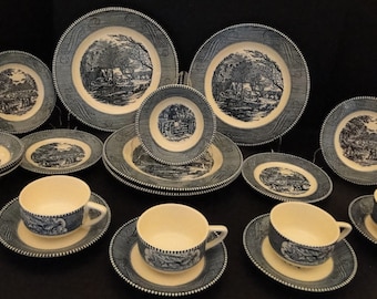 Royal China Currier Ives Blue & White 20 Pc FOUR Place Settings Starter Set Excellent