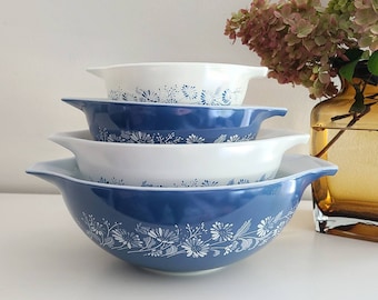 vintage blue and white pyrex bowls