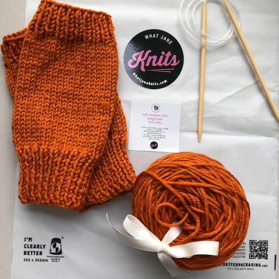 Learn to knit Kit:  Handwarmers - Australian merino