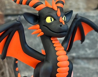 Schwarz Orange Polymer Clay handgefertigte Drachen Skulptur