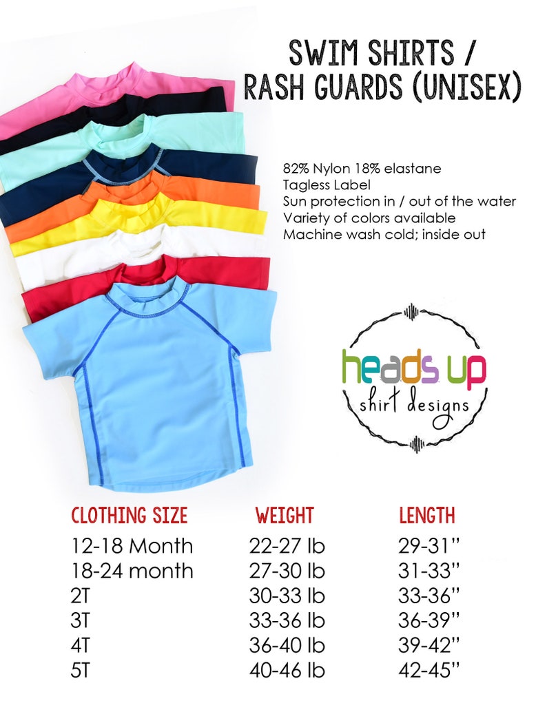 Op de afbeelding: Een tabel met maten en gewichten voor zwemshirts en rashguards voor kinderen. De tabel bevat maten van 12-18 maanden tot 5T, met overeenkomstige gewichten van 22-27 lbs tot 40-46 lbs. De tabel bevat ook overeenkomstige lengtes van 29-31 inch tot 42-45 inch.