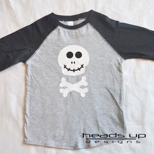 Niño pequeño Calavera Camisa Halloween Niños Camisetas Calavera Crossbones Disfraz Baby Bodysuit Matching Hermanos Halloween Camisetas populares Aptos para niños