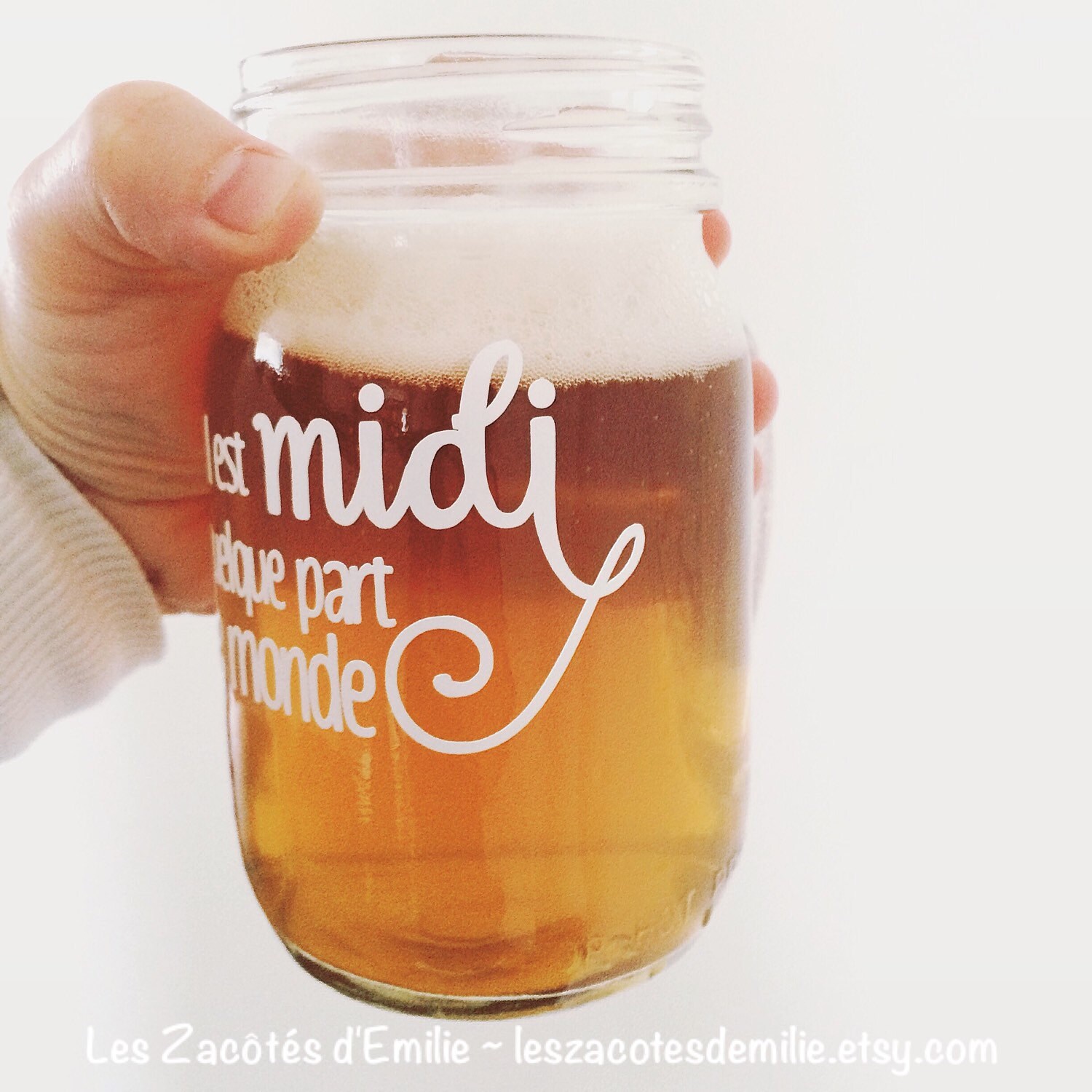 Decal il Est Midi En Quelque Part Dans Le Monde to Etsy