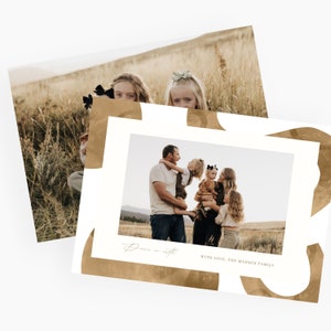Canva kerstkaart met fotosjabloon Afdrukbare kerstkaart Foto kerstkaart Bewerkbare nieuwjaarskaart downloaden met afbeeldingen CXMAS031