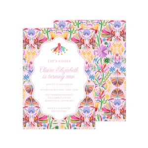Könnte beinhalten: Eine rosafarbene Einladung mit einem farbenfrohen mexikanischen Design mit Blumen und Schmetterlingen. Der Text lautet "Let's Fiesta Claire Elizabeth is turning uno. Join us to celebrate Saturday, May 3rd 2PM-5PM The Thomas Residence 123 Camellia Lane Mandeville, Louisiana RSVP to Elizabeth 985-555-5555"