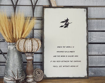 Rustic Halloween Witch Sign: Hand-Painted Farmhouse Decor