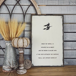 Rustic Halloween Witch Sign: Hand-Painted Farmhouse Decor