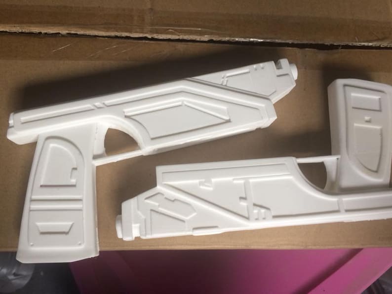 Resin Cast Bounty Hunter Phoenix 35 Custom Blaster Pistols