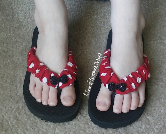 girls red sandals