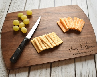 Personalized Cutting Board - Engraved Cutting Board, Custom Cutting Board, Wedding Gift, Housewarming Gift, Anniversary Gift, Mothers Day