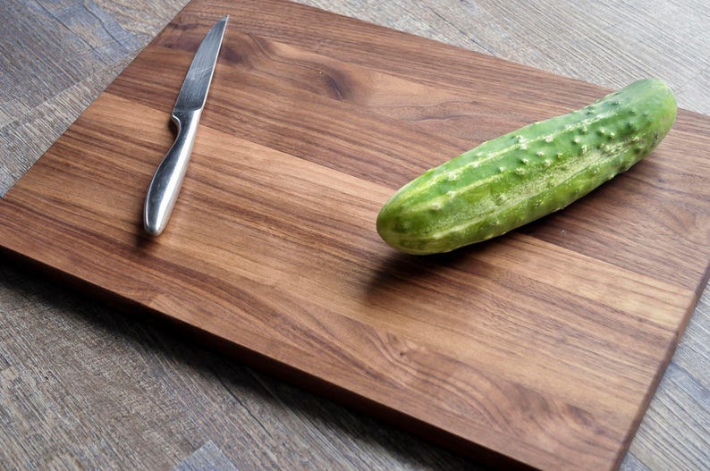 Personalized Engraved Wood Cutting Board – Family Name Gift image 2