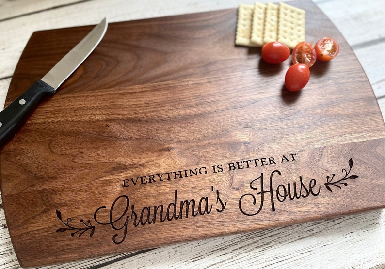 Mother's Day Cutting Board, Mother's Day Gift, Personalized Cutting Board, Mother's Day Gift, Gift for Mother, Gift for Grandma image 2