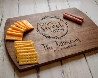 Personalisiertes graviertes Holzschneidebrett, Geschenk zum Einzug, Makler-Abschlussbrett