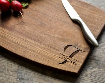 Personalized Engraved Cutting Board Walnut, Custom Cutting Board, Personalized Wedding Gift, Housewarming Gift, Anniversary Gift, Monogram