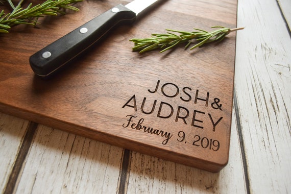  Personalized Cutting Board, 11 Designs, 5 Wood Styles -  Housewarming Wedding Gifts for Couple,Personalized Gifts for Mom and Dad,  Grandma , Engraved Kitchen Sign: Home & Kitchen