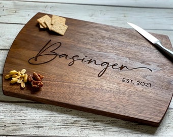 Personalized Cutting Board - Engraved Cutting Board, Custom Cutting Board, Wedding Gift, Housewarming Gift, Anniversary Gift, Mothers Day T3