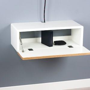 Consolle galleggiante piccola media Blanca, mobile TV da parete con finitura laccata di alta qualità, centro di intrattenimento galleggiante, unità TV box