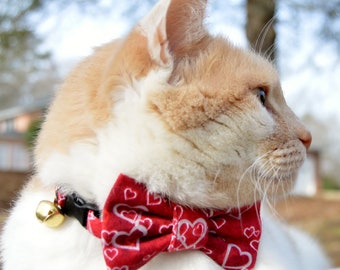 Red Valentines Day bow tie cat collar, Valentines Day cat collar, Valentines Day kitten collar, Valentines bow tie for boy, gift for cat