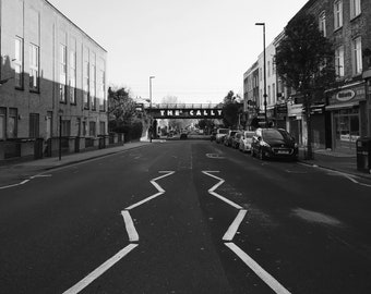 Caledonian Road print, Londen fotografie, open weg print, lege weg print, London Wall Art, Street Photo, Street Print, Street Wall Art