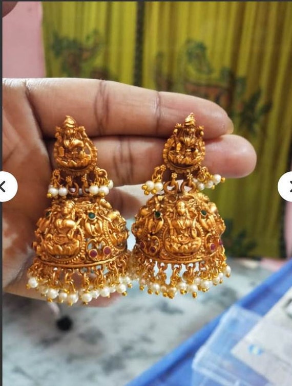 Awesome Beautiful Indian Earrings Antique Gold Jhumka South Indian Wedding Bridal Earrings Ear chain Jhumka Earrings