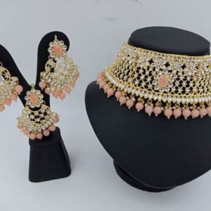 Lovely Gold Plated Pearls Kundan Necklace Earrings Tikka Bridal Indian Choker Fashion Jewelry Set Traditional Ethnic Bollywood Latest
