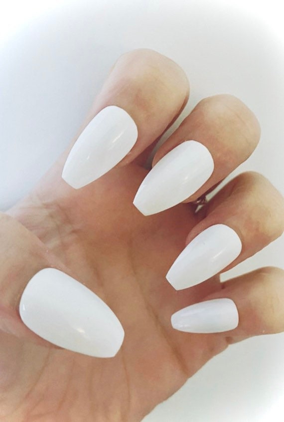 Stunning White False Nails Plain White Fake Nails Set of 20 | Etsy