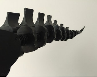 Moving Alien Tail XENOMORPH Tail - Animatronic Moving, flicking, App Controlled! Up to 11 different moves. Great for cosplay or your fursona