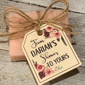 Guest Soap Party Favors with twine and custom tags, Rustic small gifts for guests, wedding souvenir, bridal shower, party favor