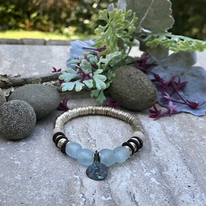 Griechisches Fischerarmband, Armband aus recyceltem Glas, Perlenarmband, Bettelarmband, Silberarmband, Unisex-Armband