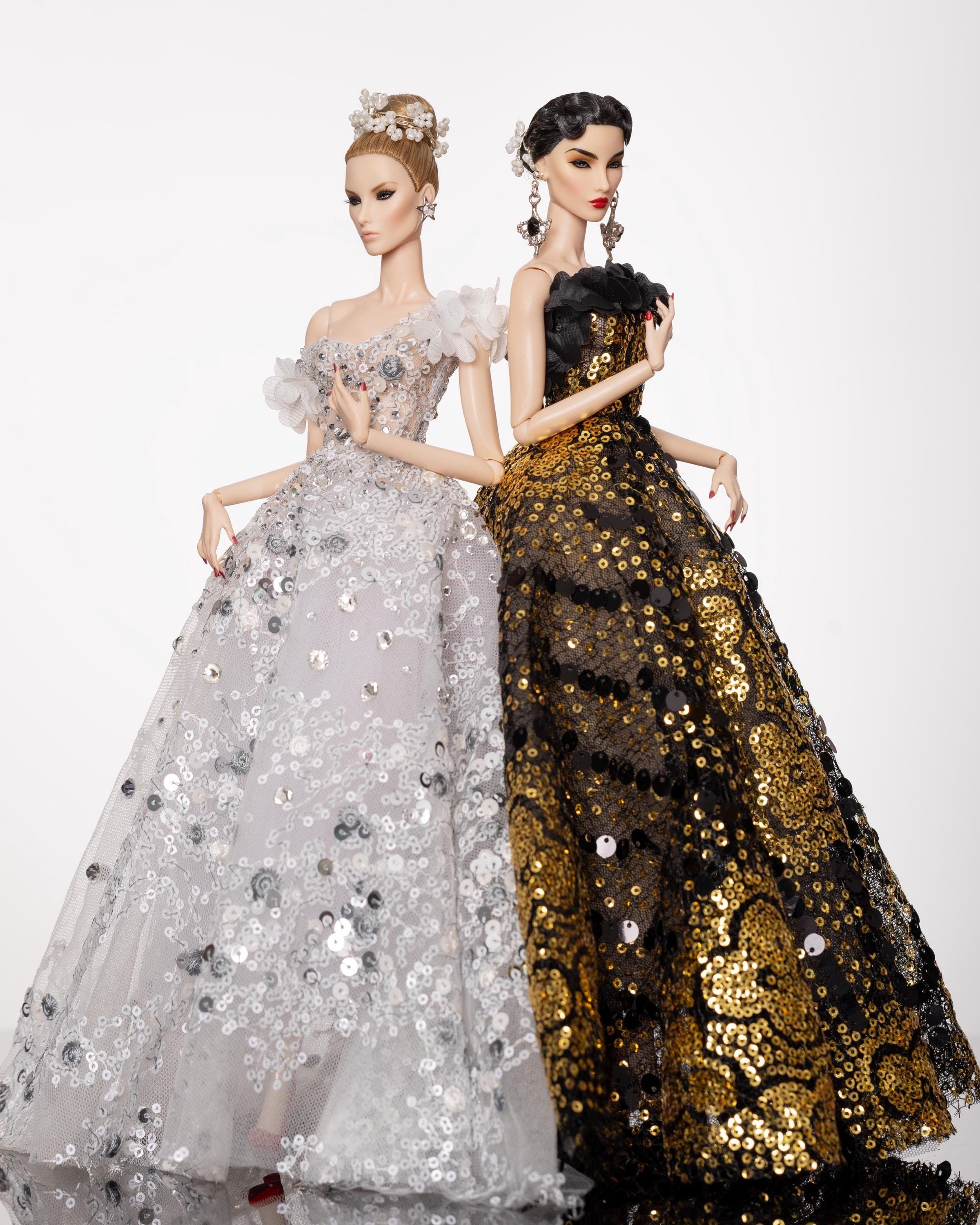 ivory midi dress The Alvadore Polka Dot Tulip Sleeve in Small Members Barbie Japanese Exclusive Style: V-Neck Color:Black White Air-Brush The clean aesthetic