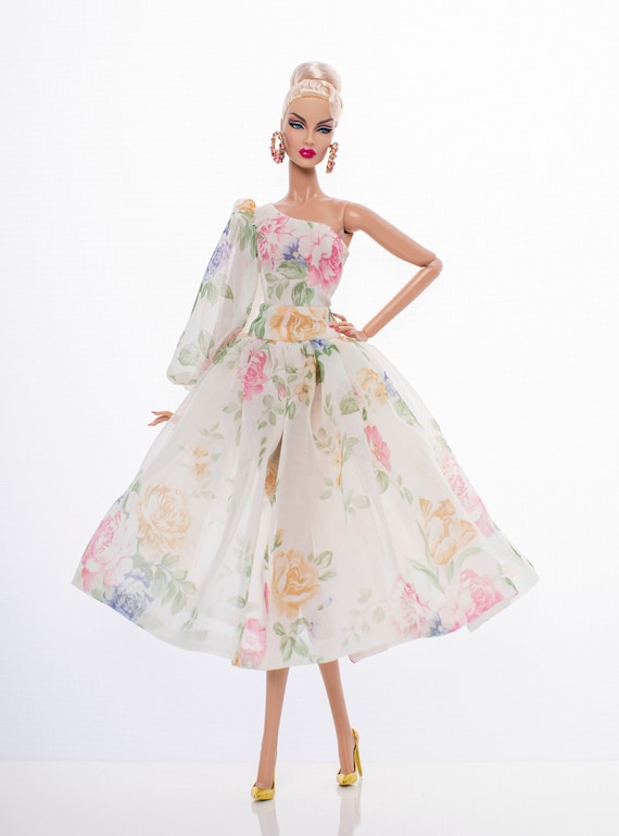 Barbie on sale flower dress
