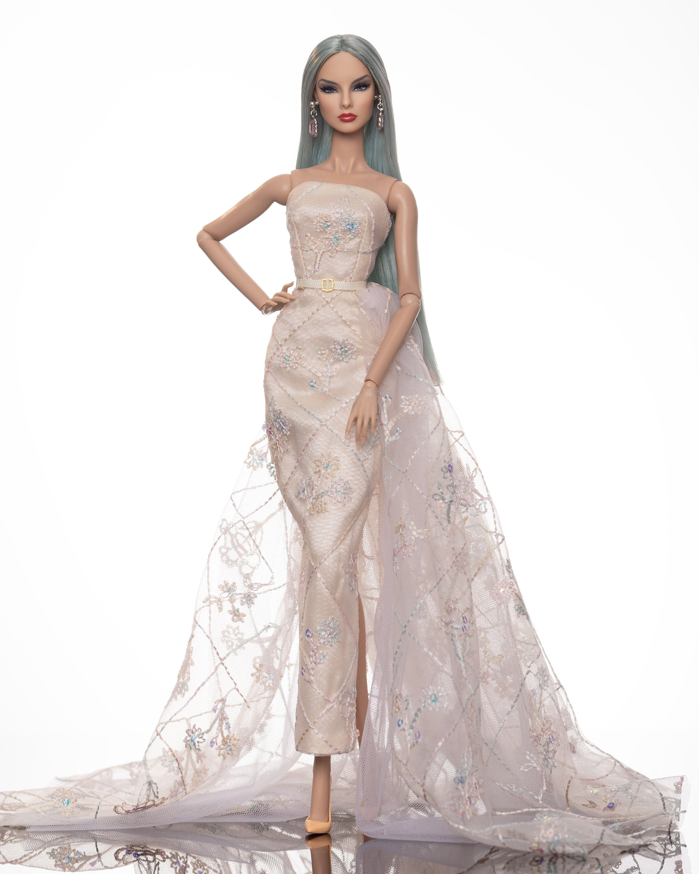 knee length dresses for ladies Barbie Mesh Can Hand Work Gown In Black – Spend Worth Clothing