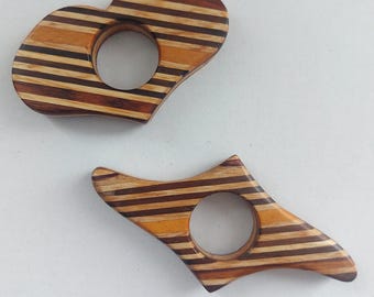Portapáginas de madera reciclada a rayas: un regalo para los amantes de los libros