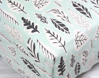 Mint Leaves Crib Sheet // Woodland Crib Sheet // Woodland Nursery Bedding // Neutral Baby Bedding // Modern Baby Bedding