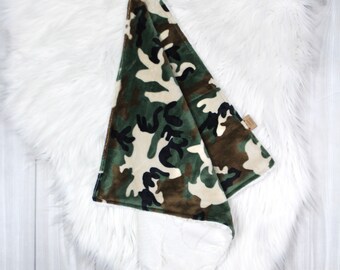 Camo Lovey Blanket // Camouflage Baby Blanket // Neutral Security Blanket // Comfort Blanket // Small Baby Blanket // Minky Blanket