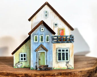 Handcrafted Reclaimed Wood Miniature House: Rustic Village Decor