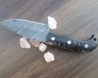 Hand Forged  Damascus Steel Skinner Hunting Knife W/Sheath
