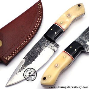 Coltello skinner in acciaio al carbonio forgiato a mano personalizzato con trame in pelle