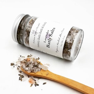 Lavender Bath Salts with Himalayan Pink Salt and Dead Sea Salt in a Reusable Glass Jar, Lavender Herb Flower Soak with Essential Oil image 3