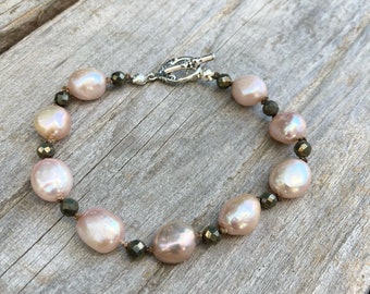 Chunky boho pearl bracelet, pink pearl bracelet