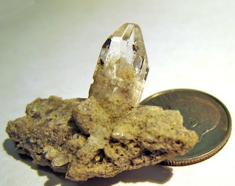TOPAZ CRYSTAL * TOPAZ Mineral specimen * November birthstone * topaz * tolpa * Collectible specimen * Mineral specimen * terminated crystal