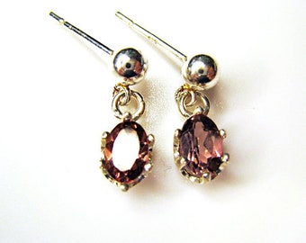 Pendientes de rubelita y turmalina, plata de ley, piedra natal de octubre.