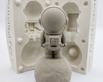 5" Astronaut moon man Pipe Mold Slip Casting plaster mold