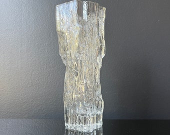 Tapio Wirkkala Iittala Vase Avena Bark Texture CrystalSigned 6 3/4 Inches Mid Century Modern Finnish Glass MCM