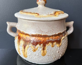 Laurentien Tundra Pottery Large Bowl With Lid Bean Pot Handled Casserole Canadian Brutalist Ceramics