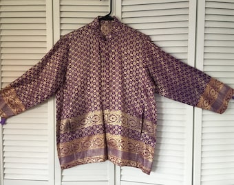 À proximité de Jacket Made from Silk Sari